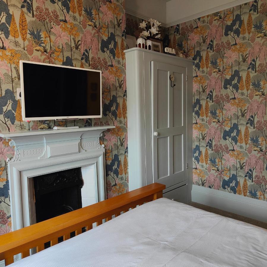 Bed and Breakfast The Corner House Lowestoft Exterior foto